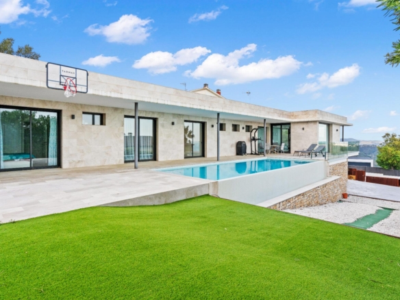 4 Bedroom Villa/House in Platja D’aro 6