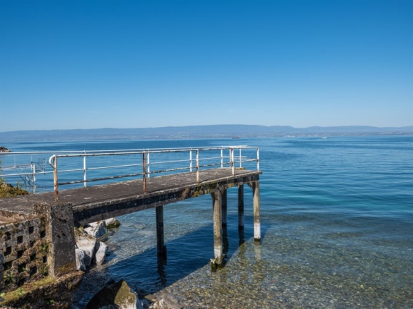 6 Bedroom Villa/House in Evian Les Bains 36