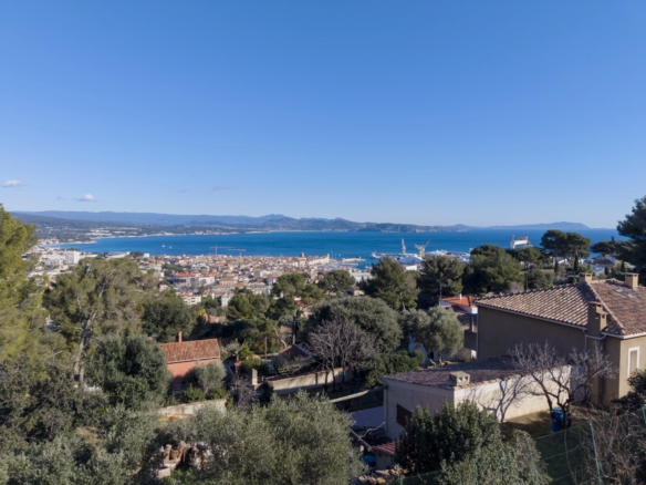 4 Bedroom Villa/House in La Ciotat 30
