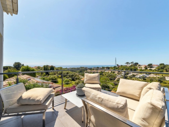 5 Bedroom Villa/House in Nice 28