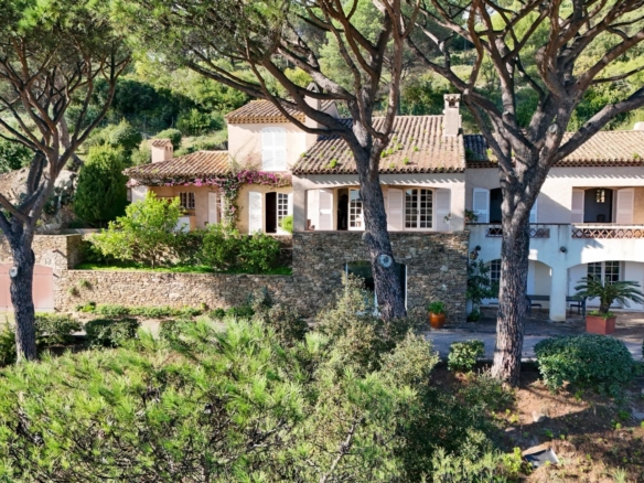 5 Bedroom Villa/House in Grimaud 34