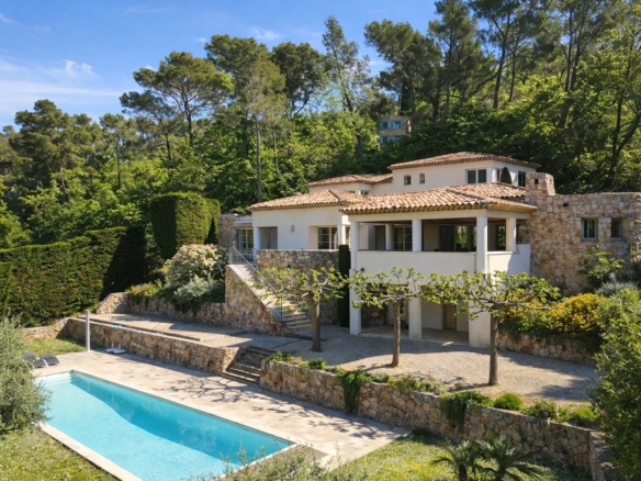 4 Bedroom Villa/House in Fayence 2