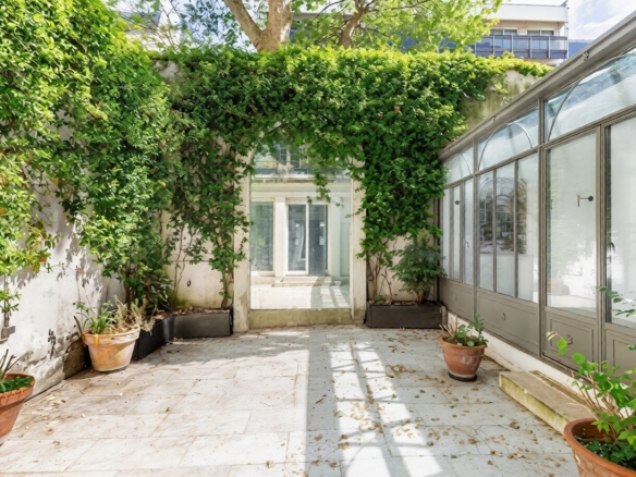 6 Bedroom Villa/House in Paris 17th (Monceau - Batignolles -Ternes) 4