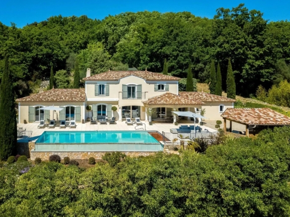 5 Bedroom Villa/House in Montauroux 6
