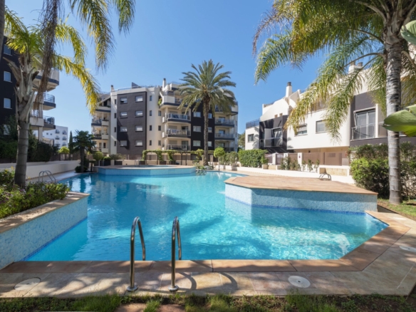 3 Bedroom Apartment in Santa Eularia Des Riu 12
