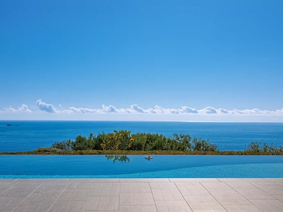 8 Bedroom Villa/House in Carqueiranne 12