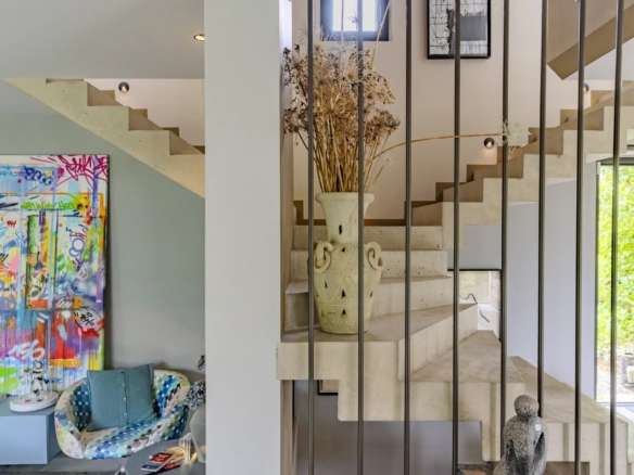 4 Bedroom Villa/House in Eygalieres 24