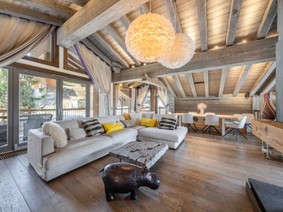 6 Bedroom Chalet in Courchevel 16