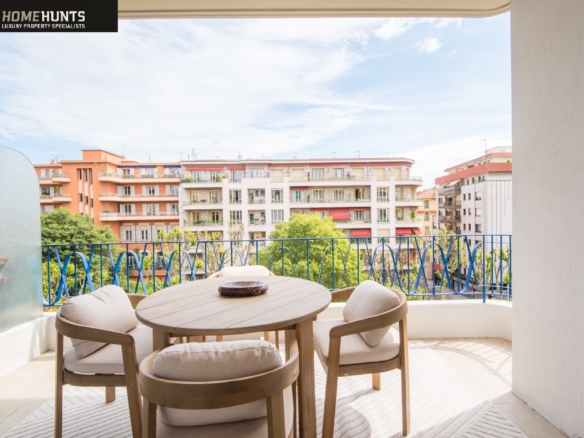 3 Bedroom Apartment in Nice 18