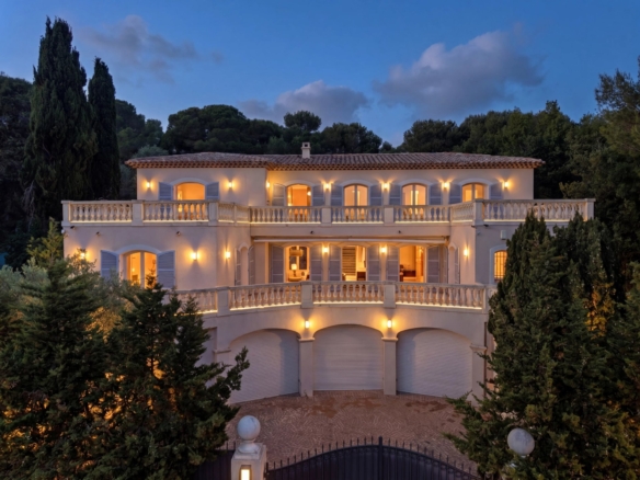 5 Bedroom Villa/House in St Jean Cap Ferrat 14
