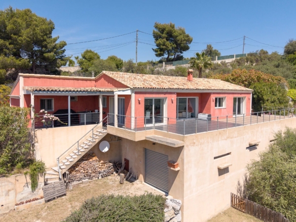 3 Bedroom Villa/House in Nice 14