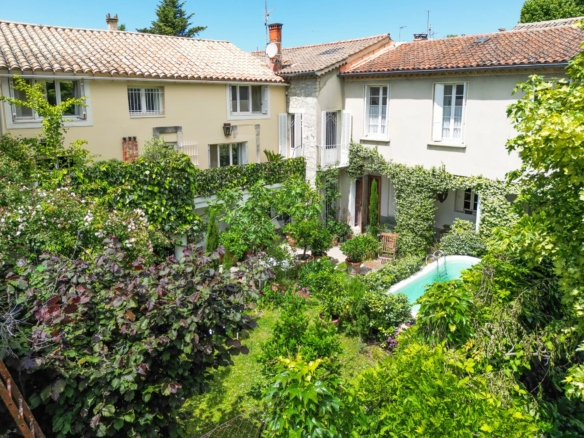 5 Bedroom Villa/House in Vaison La Romaine 36