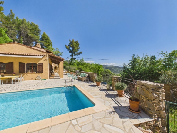 5 Bedroom Villa/House in Seillans 28