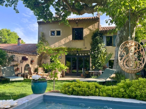 4 Bedroom Villa/House in St Remy De Provence 4
