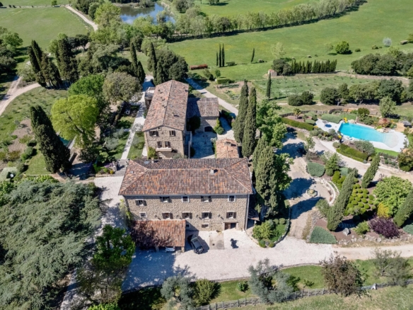 14 Bedroom Castle/Estates in Ampus 26