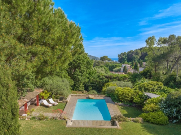3 Bedroom Villa/House in Le Cannet 32