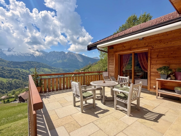 4 Bedroom Chalet in Manigod 8
