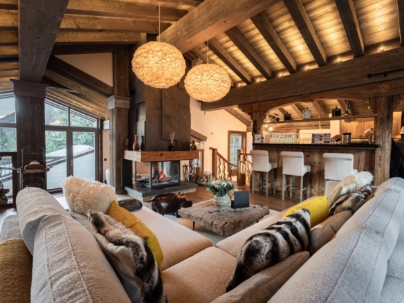6 Bedroom Chalet in Courchevel 8
