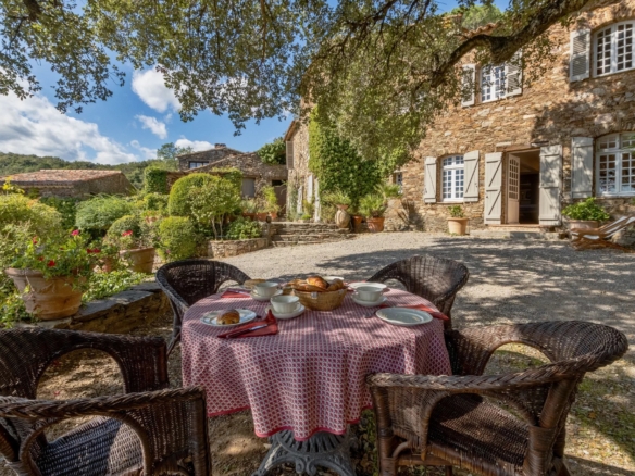 12 Bedroom Villa/House in La Garde Freinet 28