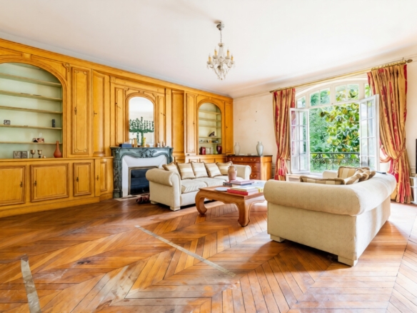 5 Bedroom Apartment in Paris 16th (Trocadéro – Etoile – Passy) 6