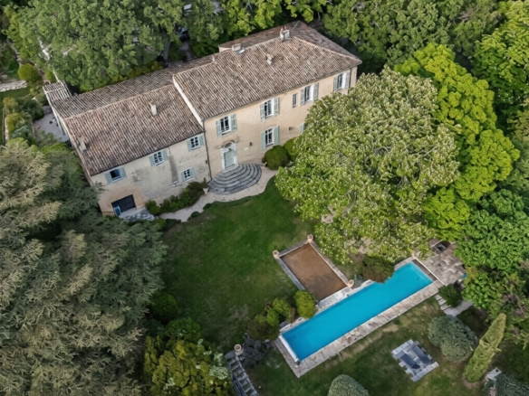 11 Bedroom Villa/House in Puyricard 34