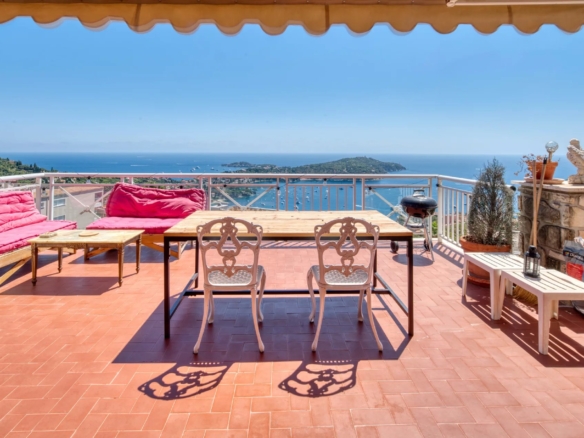 5 Bedroom Villa/House in Villefranche Sur Mer 24