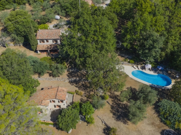 8 Bedroom Villa/House in Callas 26