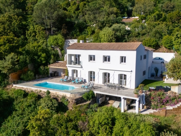 4 Bedroom Villa/House in Cavalaire Sur Mer 24