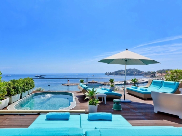 5 Bedroom Villa/House in St Jean Cap Ferrat 16