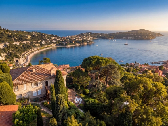 6 Bedroom Villa/House in Villefranche Sur Mer 12
