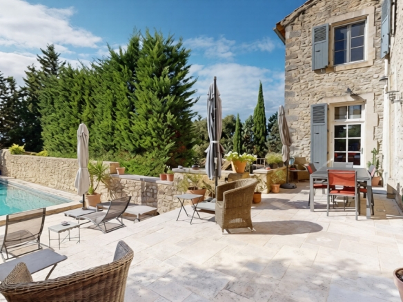 6 Bedroom Villa/House in Saint Paul Trois Chateaux 32