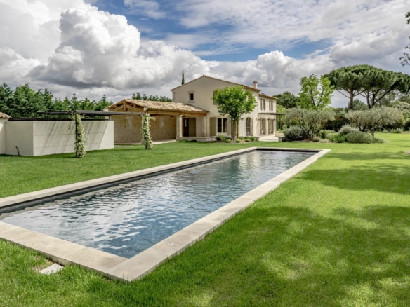 5 Bedroom Villa/House in Eygalieres 20