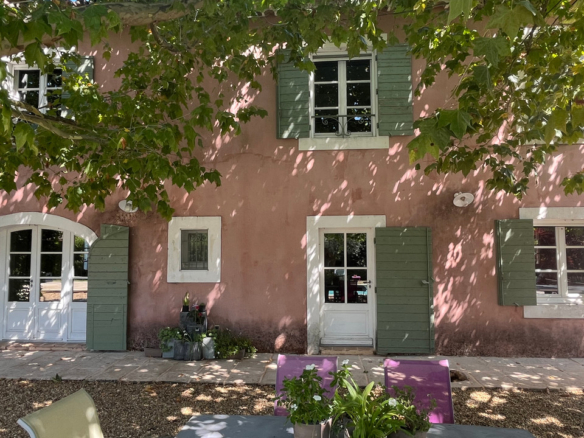 4 Bedroom Villa/House in Uzes 16