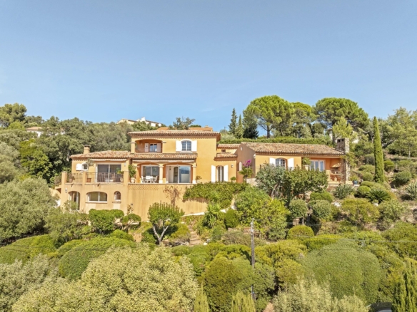 4 Bedroom Villa/House in La Croix Valmer 26