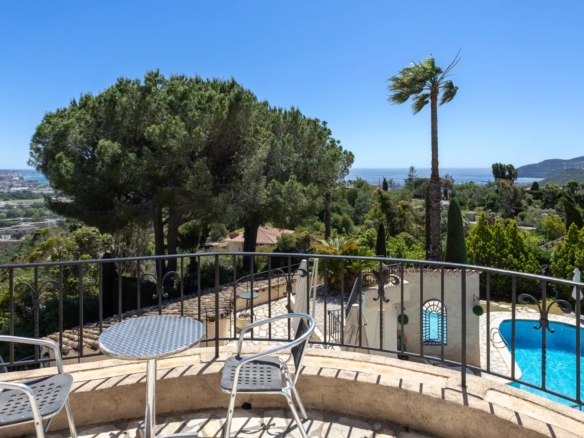 6 Bedroom Villa/House in Mandelieu La Napoule 26