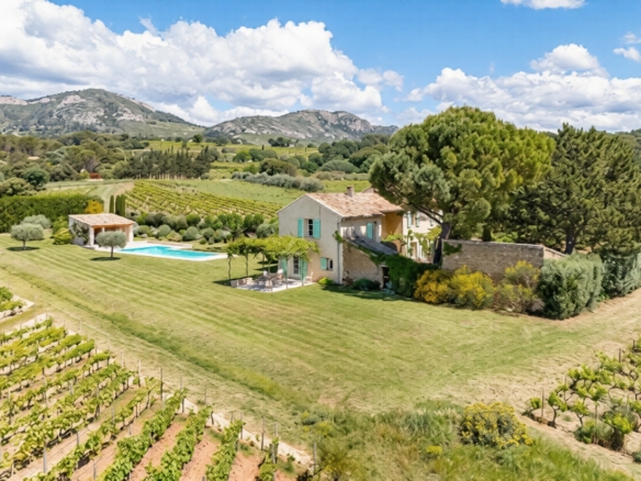 5 Bedroom Castle/Estates in Beaumes De Venise 34
