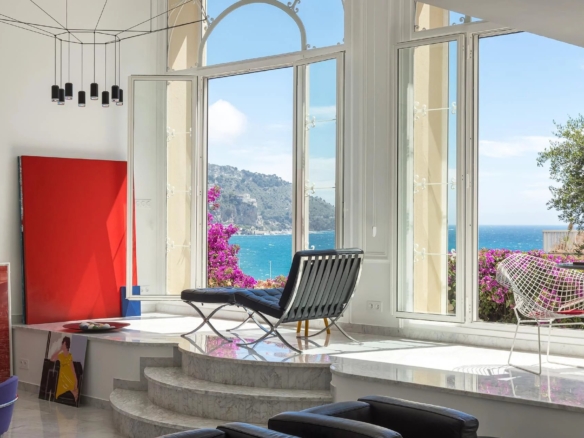 2 Bedroom Apartment in Menton 26