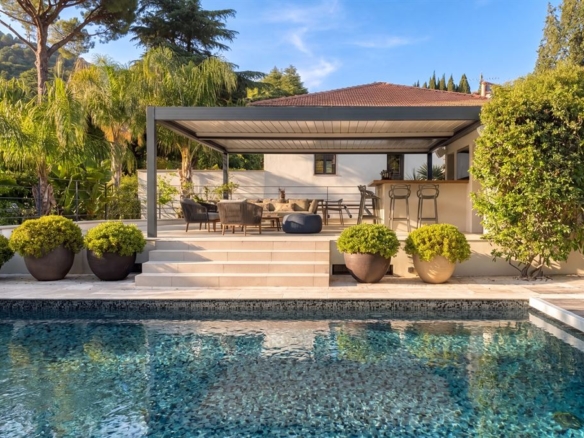 5 Bedroom Villa/House in Cannes 4