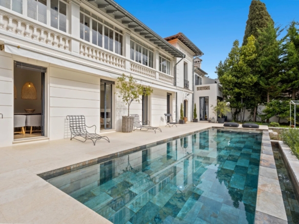 7 Bedroom Villa/House in Vence 36